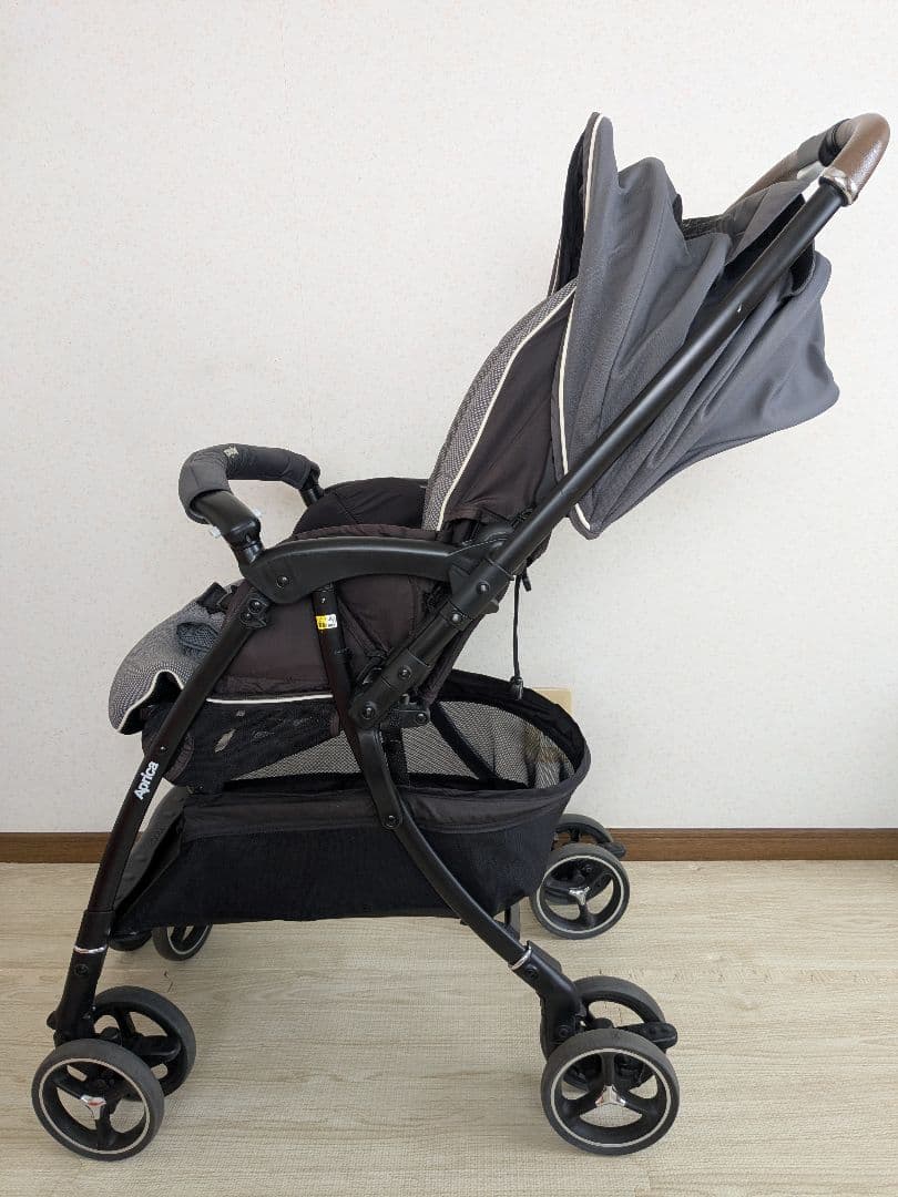 あや【美品】Aprica ラクーナクッション　AD