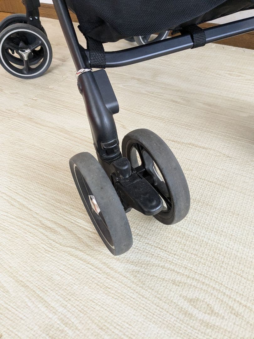 あや【美品】Aprica ラクーナクッション　AD