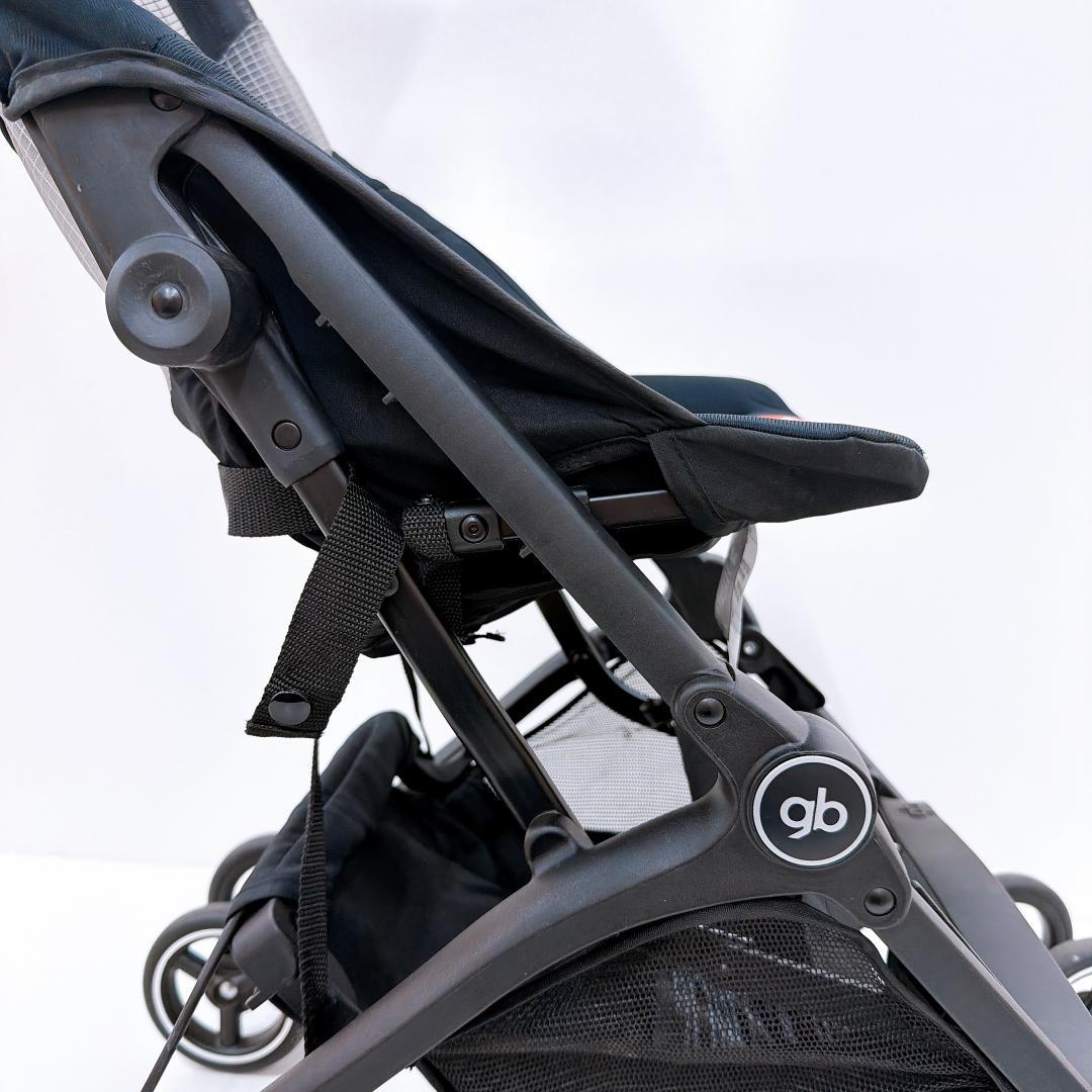 【美品】gb ポキットエア オールテレイン velvet black ベビーカー