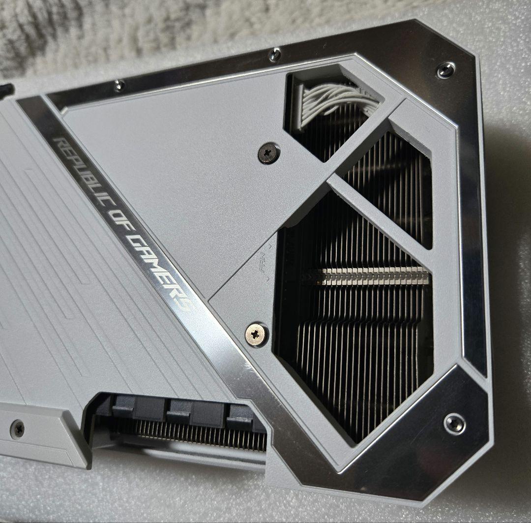 [美品] ROG STRIX RTX3080 O10G WHITE V2
