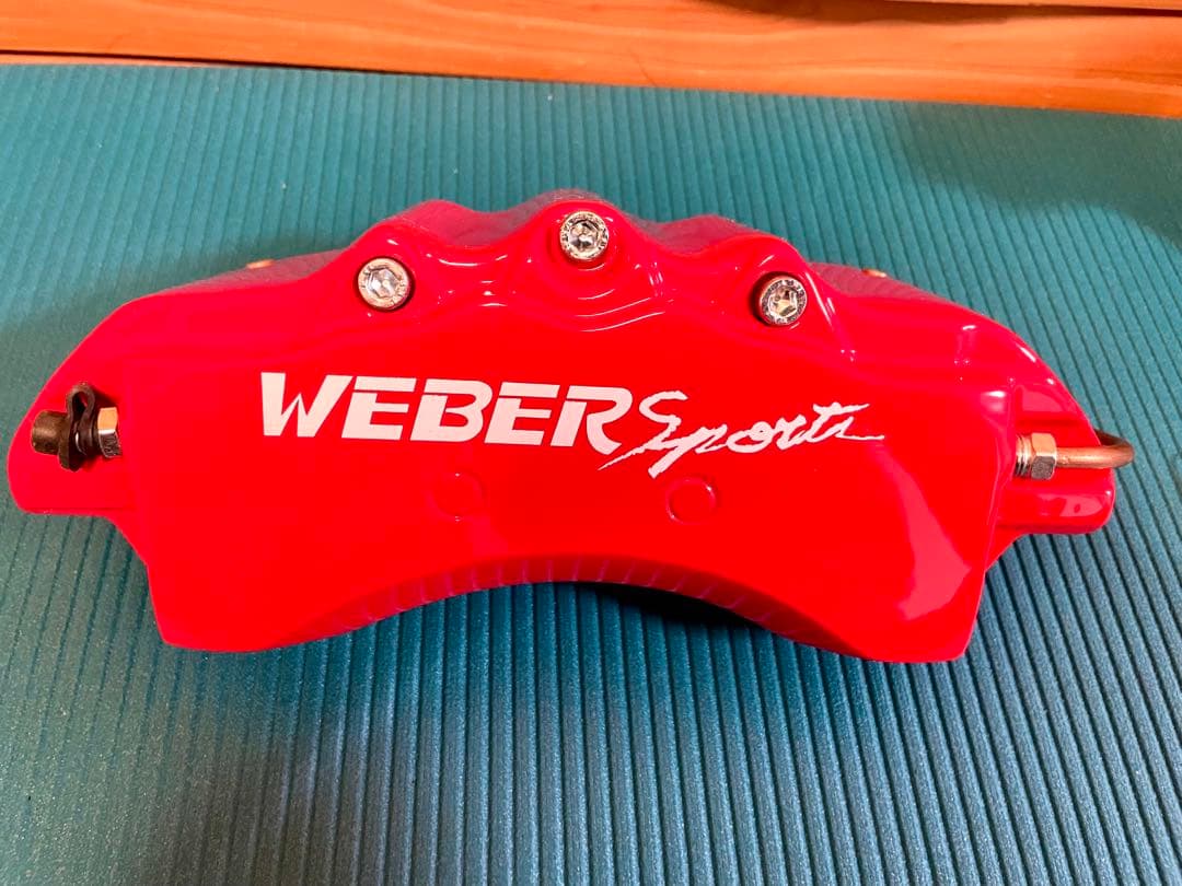 【未使用品】WEBER Sport 赤 キャリパー カバー　ヴォクシー　80系