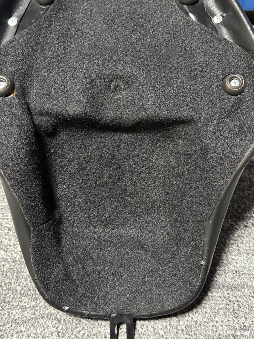 ハーレー スポーツスター ラペラ ベアボーンズ ソロシート 3.3ガロン