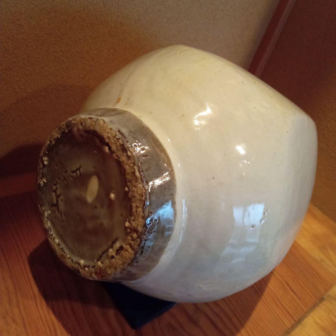 【真作】 白磁切子壷 河井寛次郎　「 恒次 ・ 武一 識 」