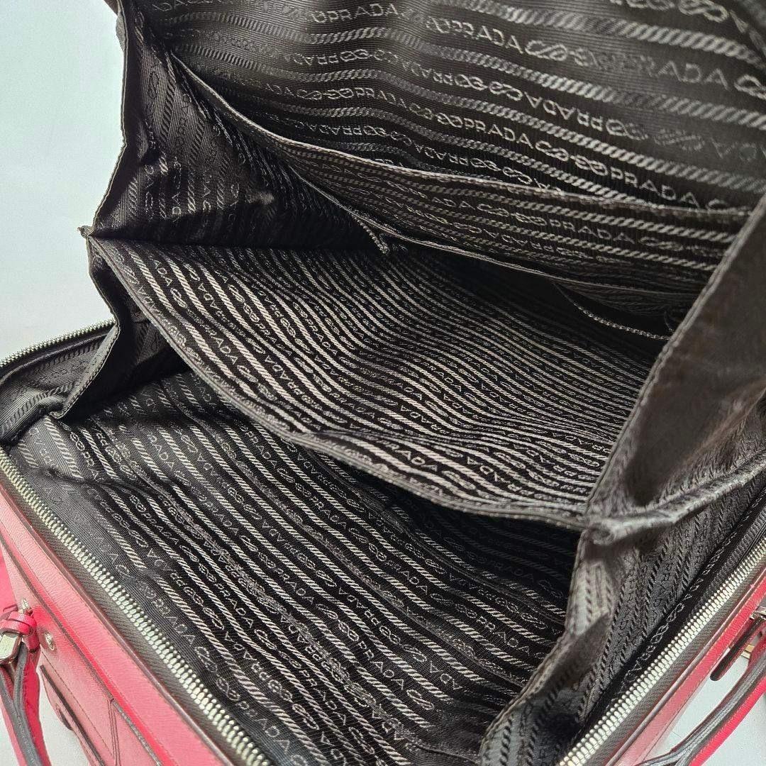 美品 PRADA キャリーケース オールサフィアーノレザー ポケット多