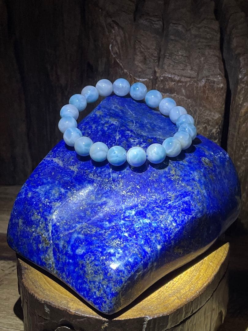 ラピスラズリ　原石　鮮やかな青とパイライトのコントラスト綺麗