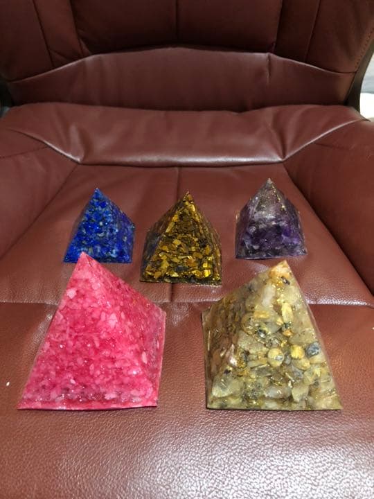 さらに値下げ★注目★ピラミッド型オルゴナイト★５個セット