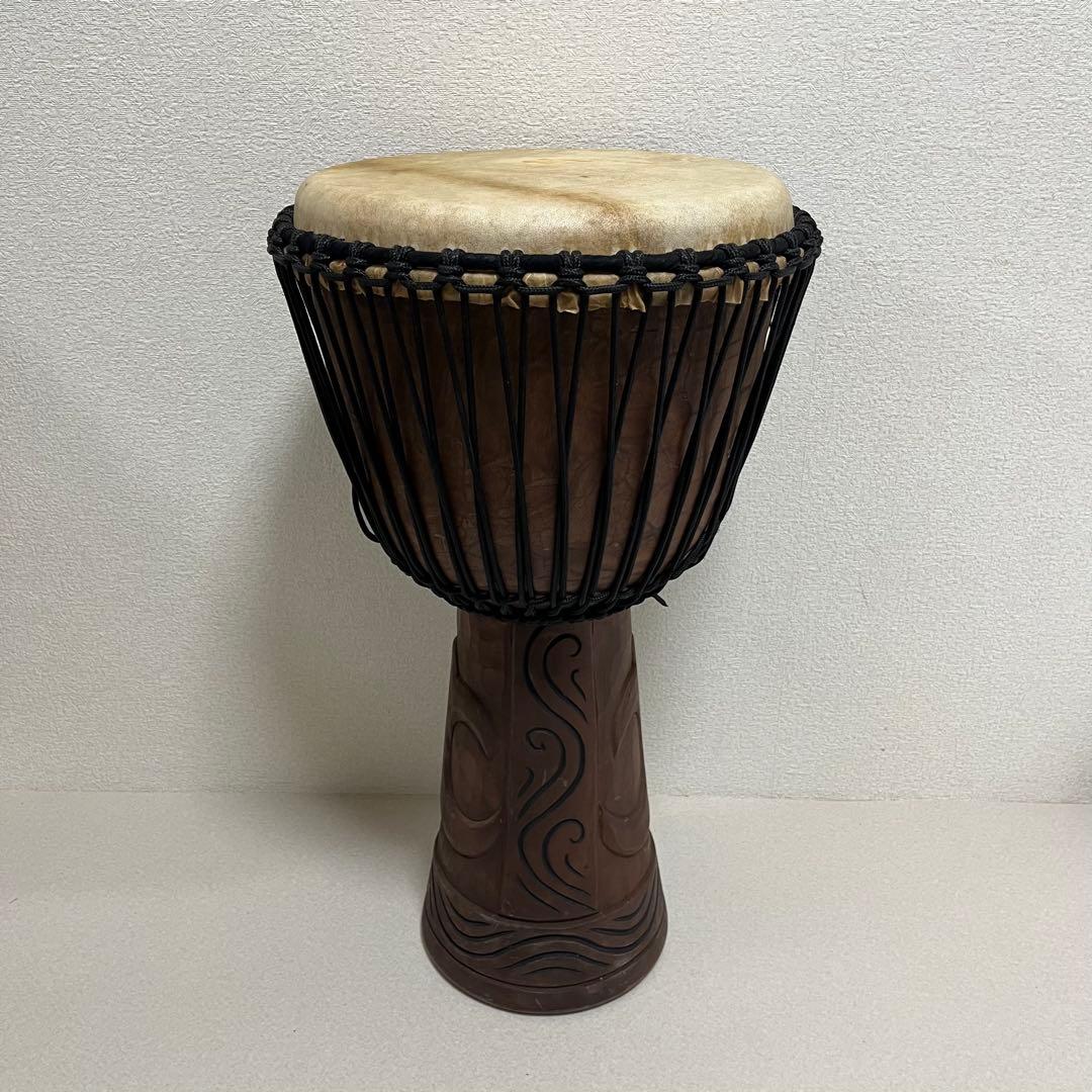 ジャンベ 木彫り 紋様 特大 66cm 民族楽器