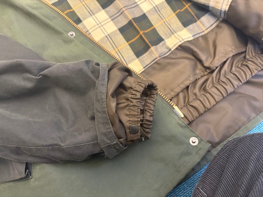 【お安く！美品】Barbour トランスポート　ダークグリーン切り替え　42