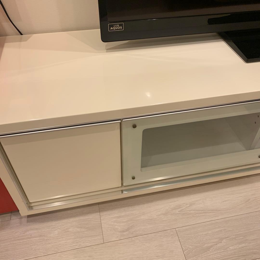 ホワイト木製テレビ台 ガラス扉付き（たのメル便込み）