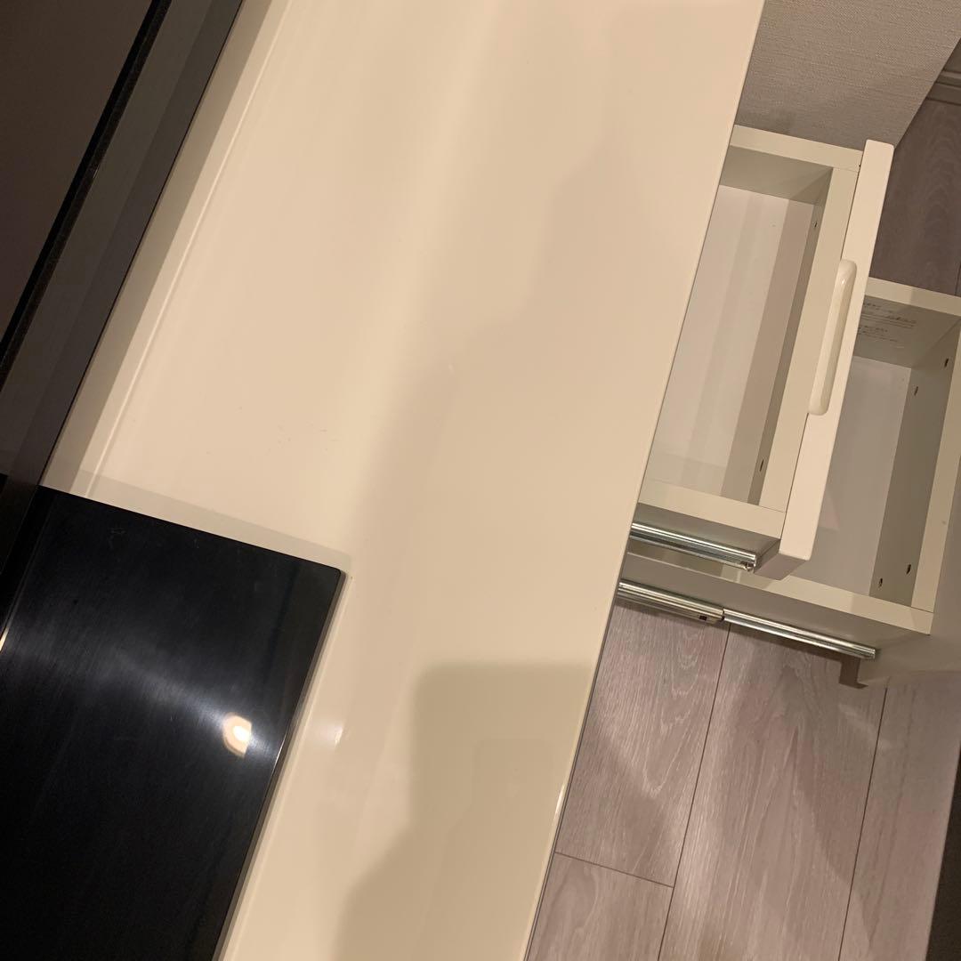 ホワイト木製テレビ台 ガラス扉付き（たのメル便込み）