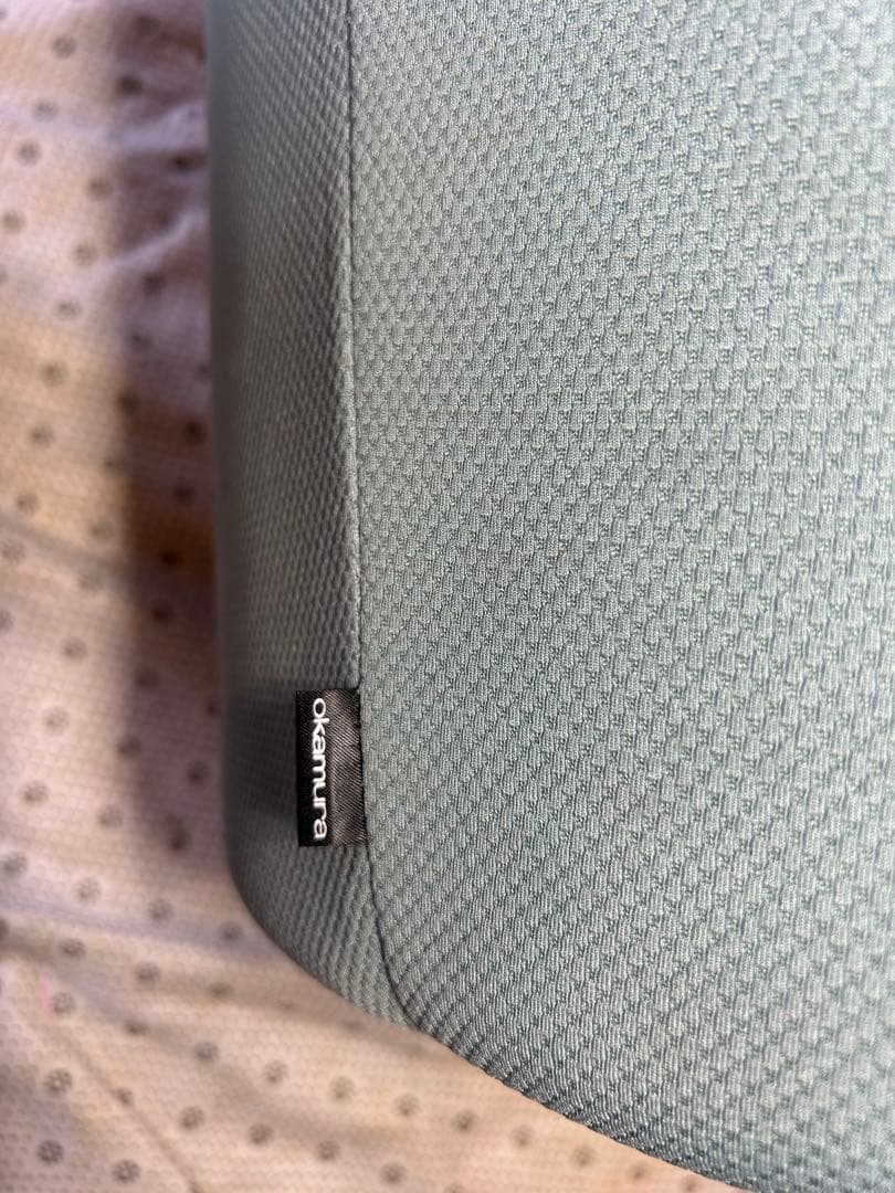 オカムラ スツール ①