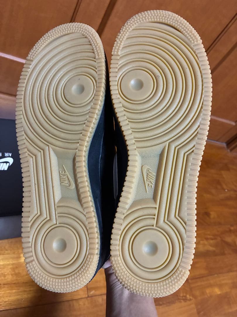 新品未使用 AIR FORCE 1 07 LV8 27.5センチ