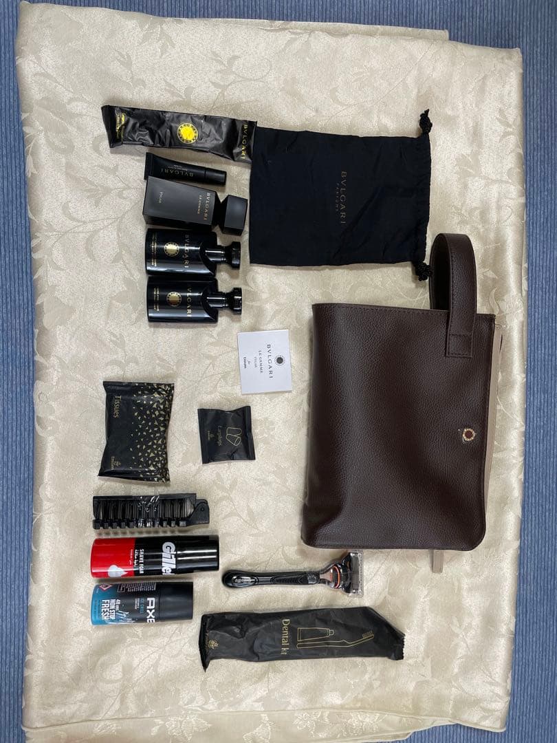 エミレーツ航空Ｆクラス BVLGARI アメニティセット+ バイレードアメニティ