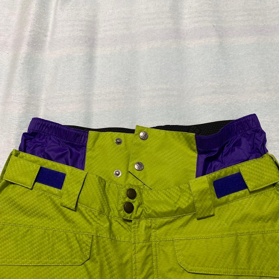 ボードウェアメンズ上下セット➕ベルト➕ チケット入バートンQUIKSILVER