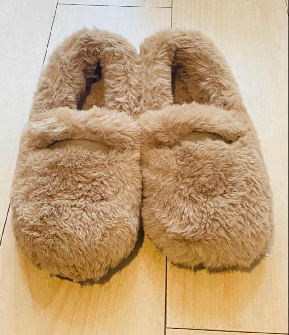 Gianvito Rossi ジャンヴィトロッシ ファーフラットシューズ