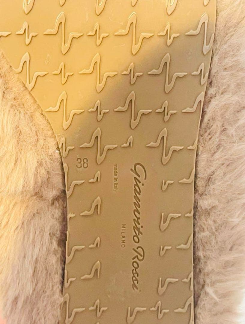 Gianvito Rossi ジャンヴィトロッシ ファーフラットシューズ