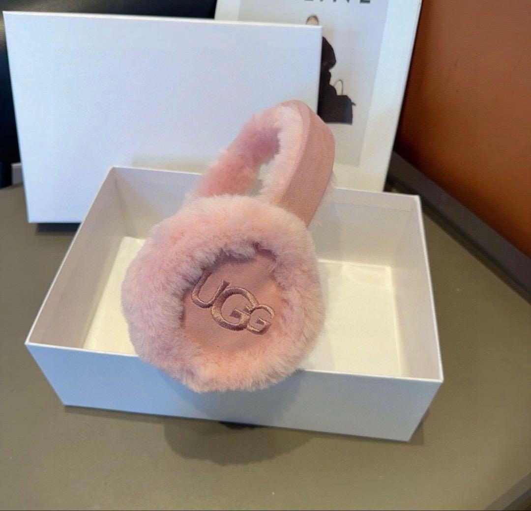 UGG シープスキンイヤーマフ[アグ] 秋冬 耳を保暖 ピンク