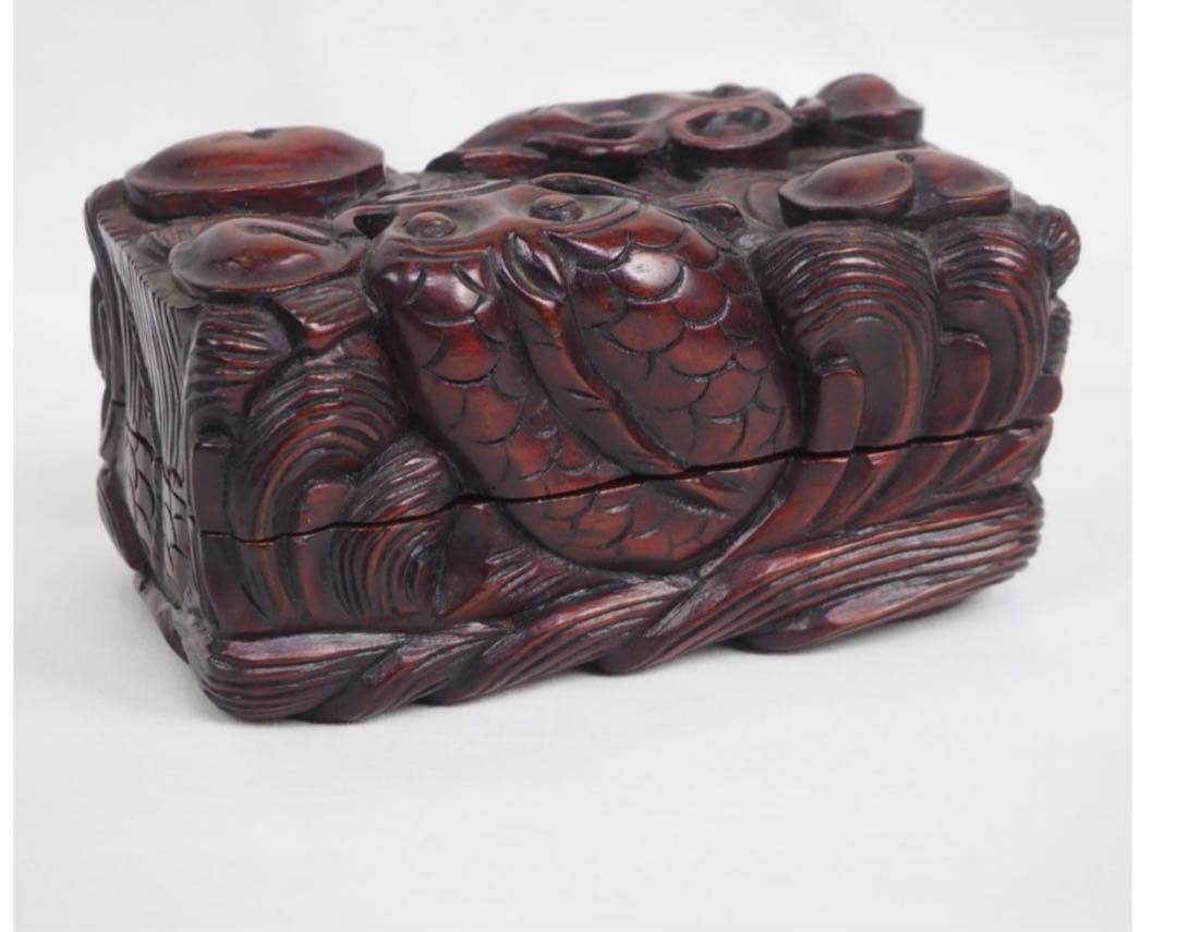 送料無料　時代物　唐木花梨　龍彫刻刳貫小箱