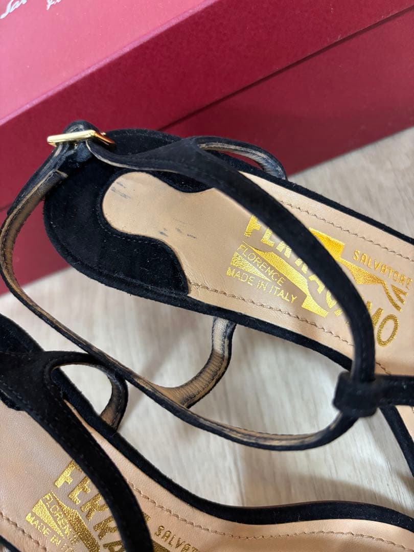 フェラガモ　レディースサンダル　ハイヒール　パンプス　未使用保管品