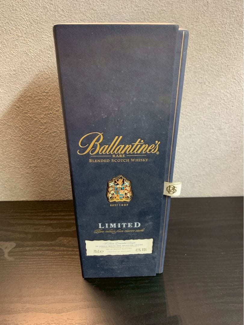 ウイスキー Ballantine's Rare Blended Scotch Whisky