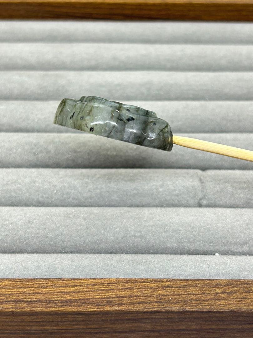 天然石ラブラドライトパーツ　薔薇　No.2242