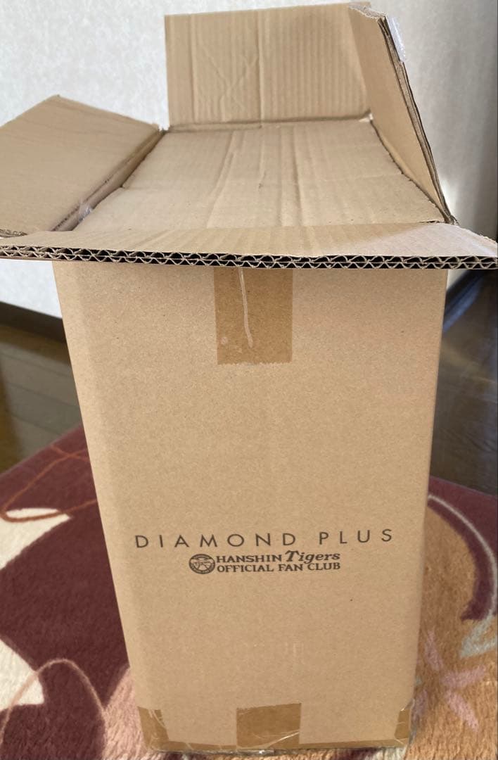 スーツケース 阪神タイガース　キャリーケース　高島屋　バッグ　ブラック