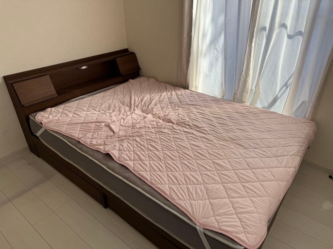 ベッドフレーム ダブル 収納4箇所 ライト コンセントあり