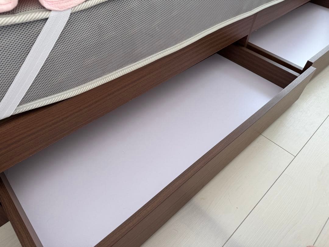 ベッドフレーム ダブル 収納4箇所 ライト コンセントあり