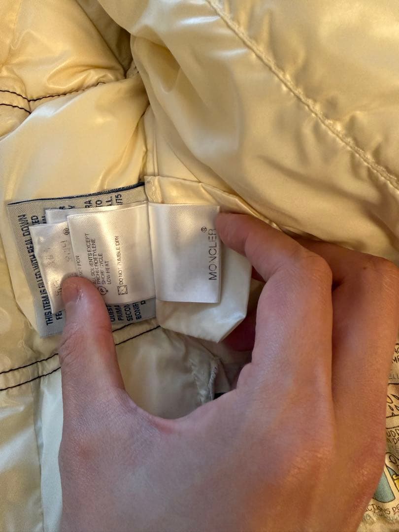 MONCLER ダウンジャケット ブラウン　サイズ0