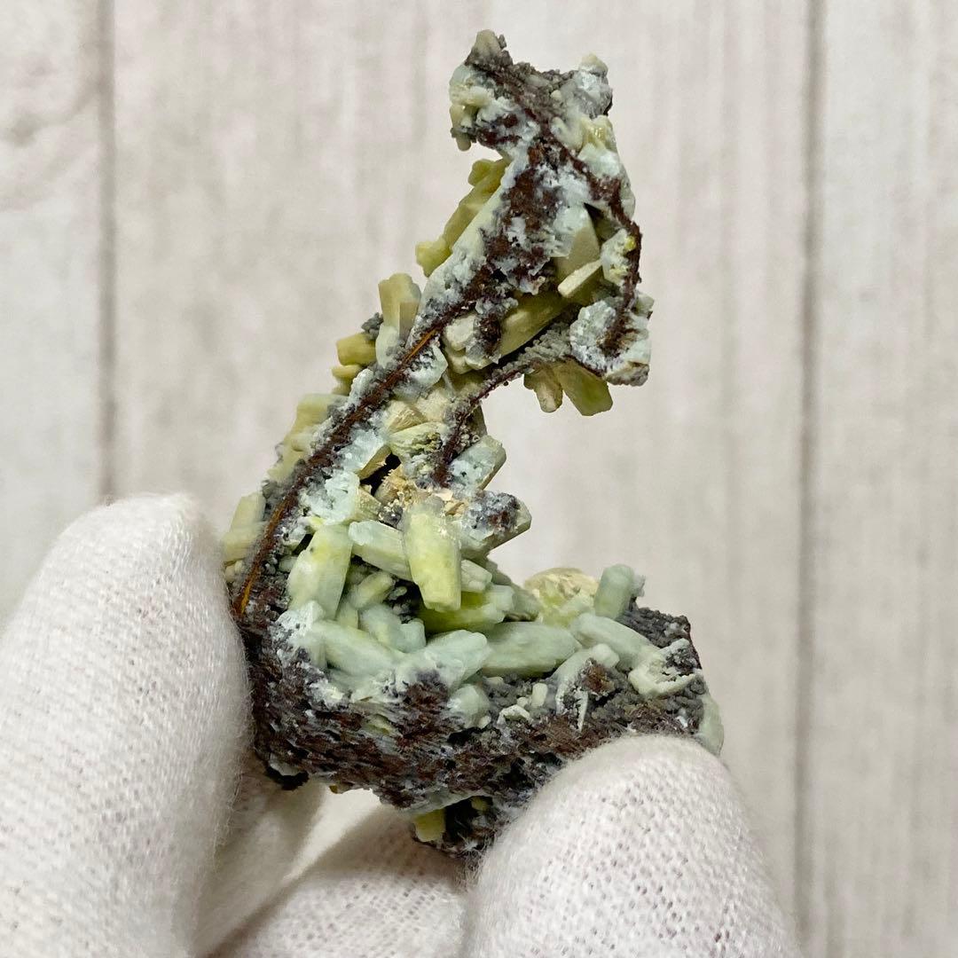 プルンボグマイト　鉛ゴム石　鉱物標本　原石鉱石　天然石　ストーン　バイカラー