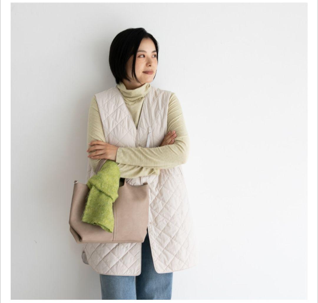 ゆとりの空間 栗原はるみ キルティングロングベスト ブラック