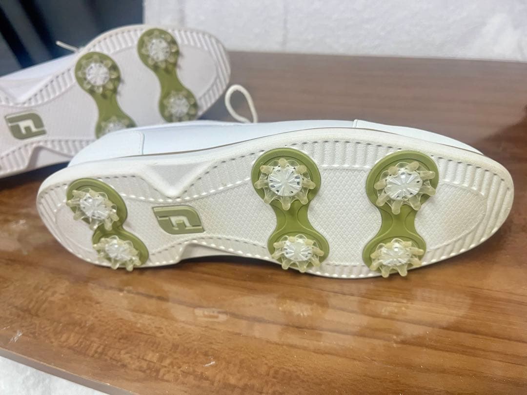 3日間だけセール‼︎ ★日本未販売★FootJoy レディース ゴルフシューズ