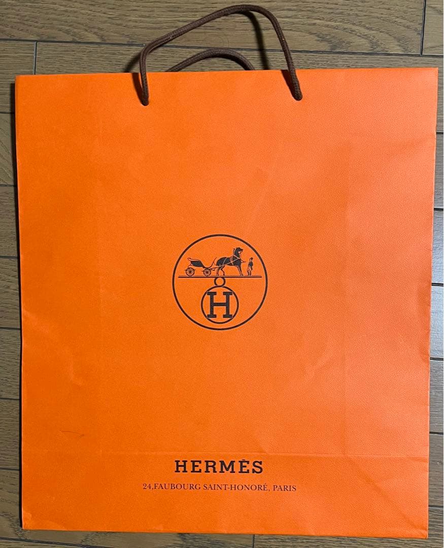 Hermèsパーティートレィ（楕円）