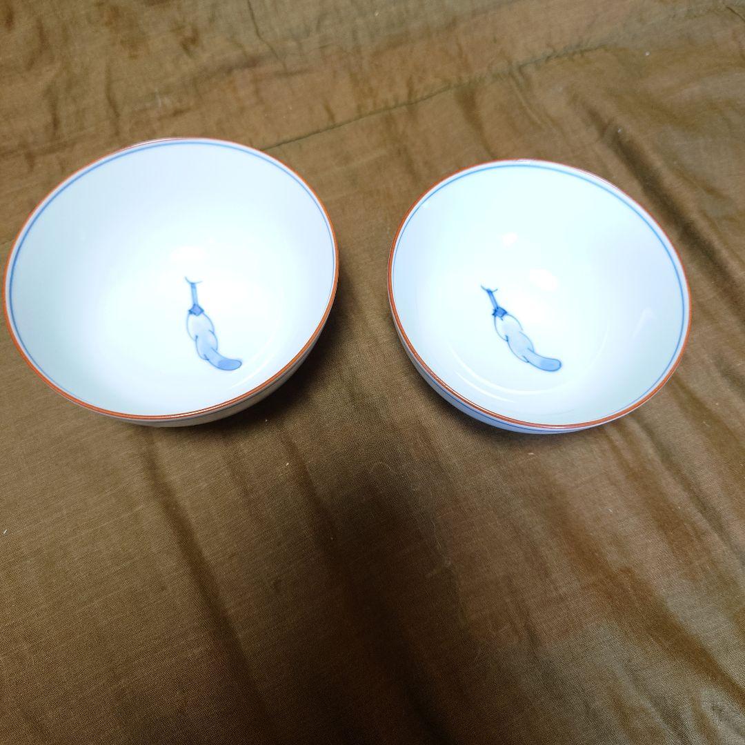 【有田焼】青と赤唐辛子デザインの夫婦茶碗