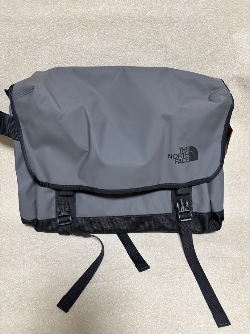 THE NORTH FACE メッセンジャーバッグ ジンクグレー　33L