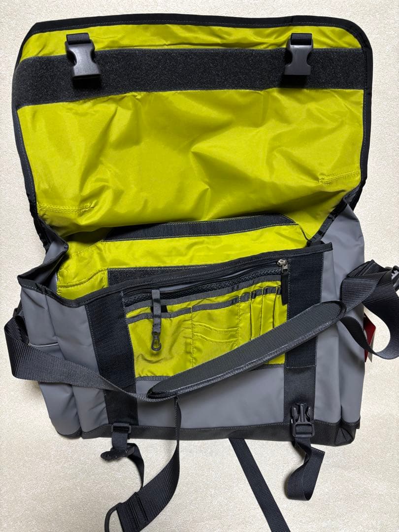 THE NORTH FACE メッセンジャーバッグ ジンクグレー　33L