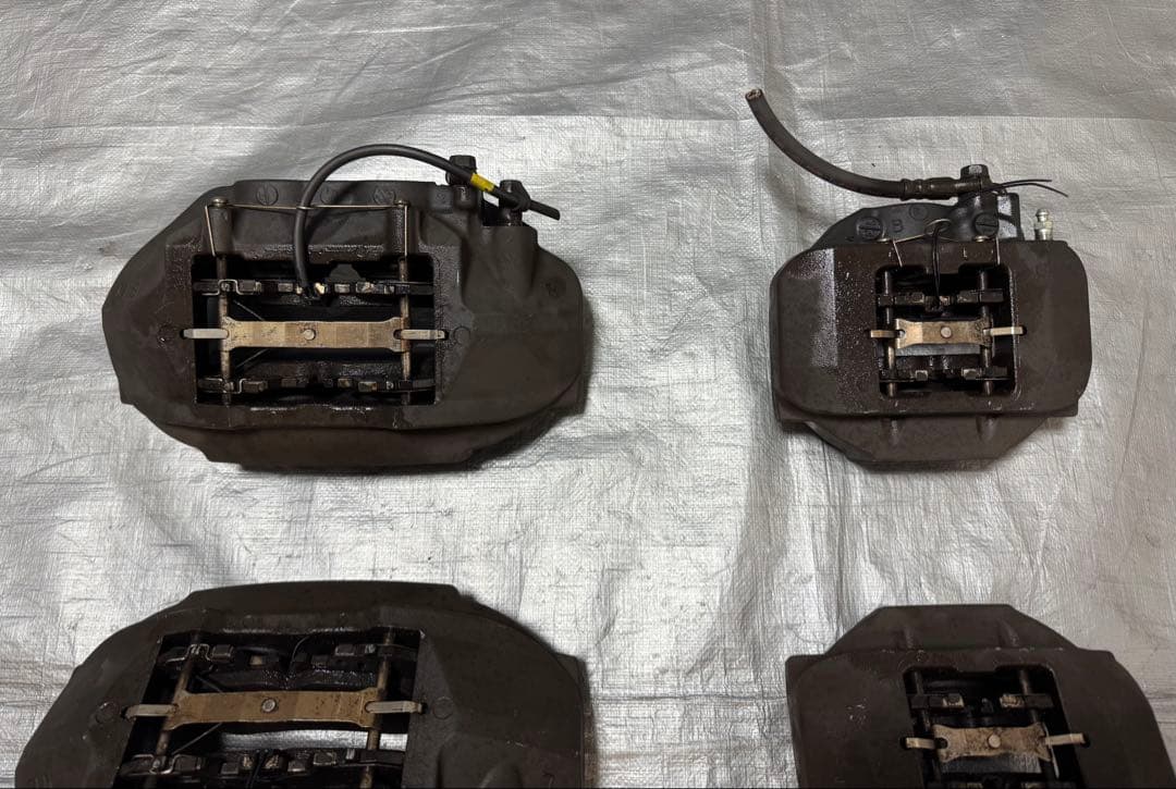 レクサス LS600h LS460 UVF45 ブレーキキャリパー 1台分 1