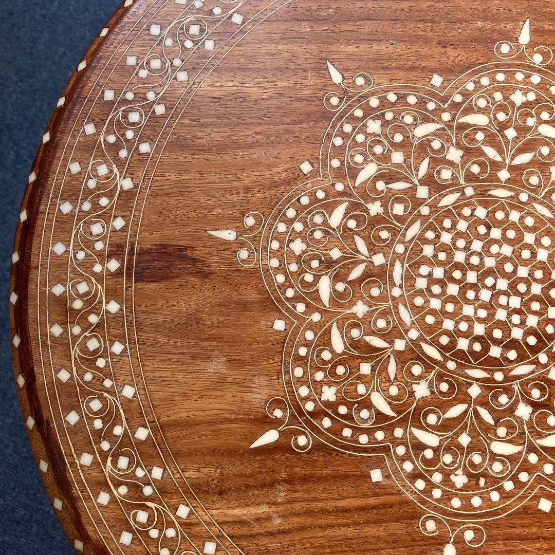 中東で購入した象嵌彫テーブル