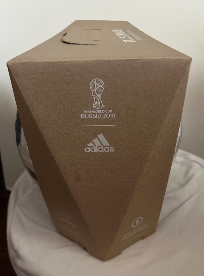 2018 ロシア ワールドカップ 公式ボール テルスター18 TELSTAR