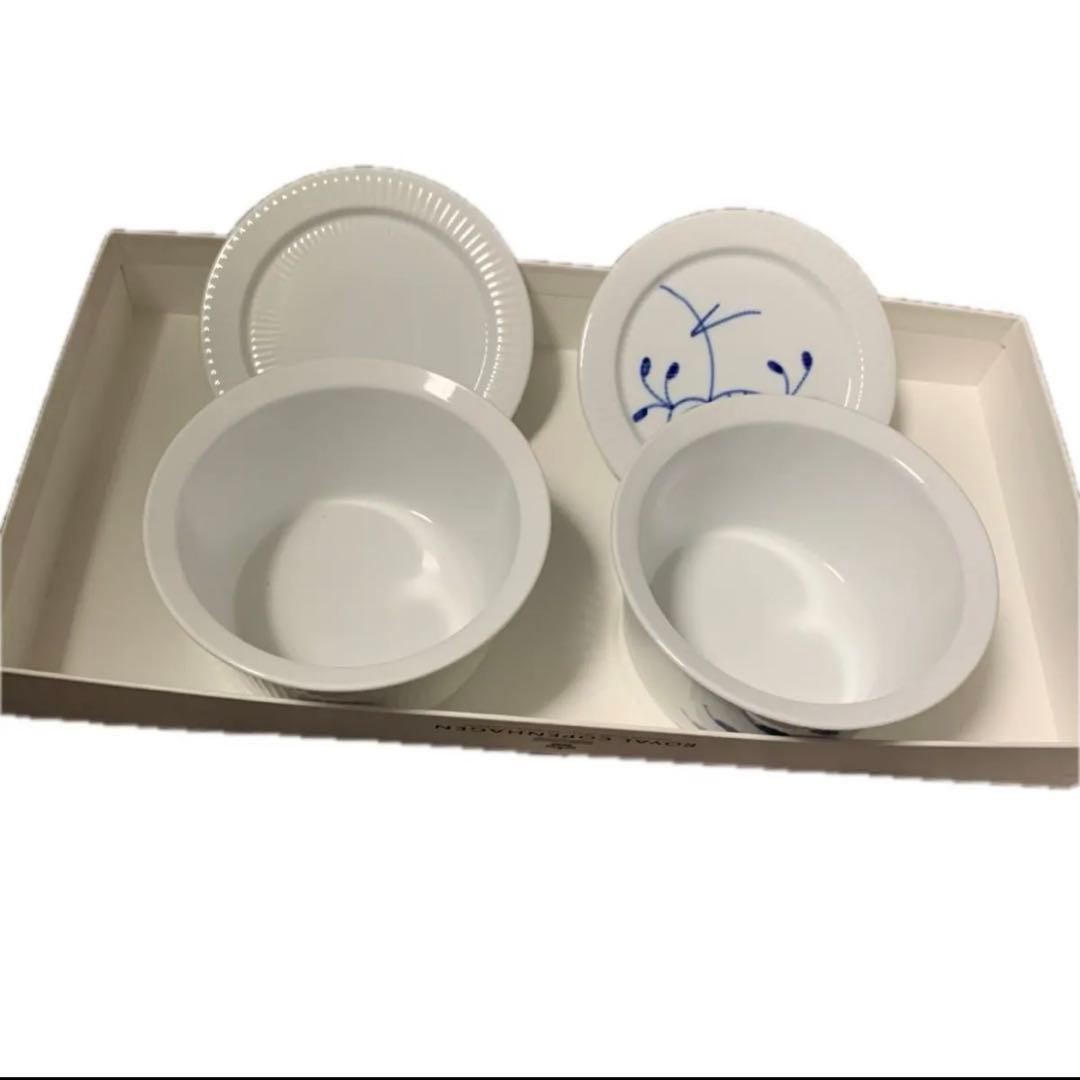 ロイヤルコペンハーゲン　陶器製ボウルセット