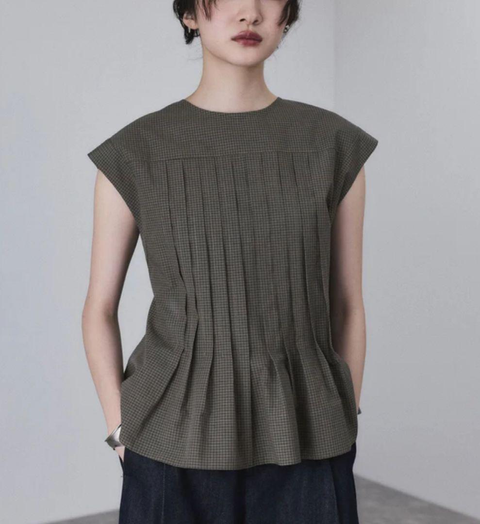 新品未使用 アダムエロペ タックフレアジレ ブラウス2way