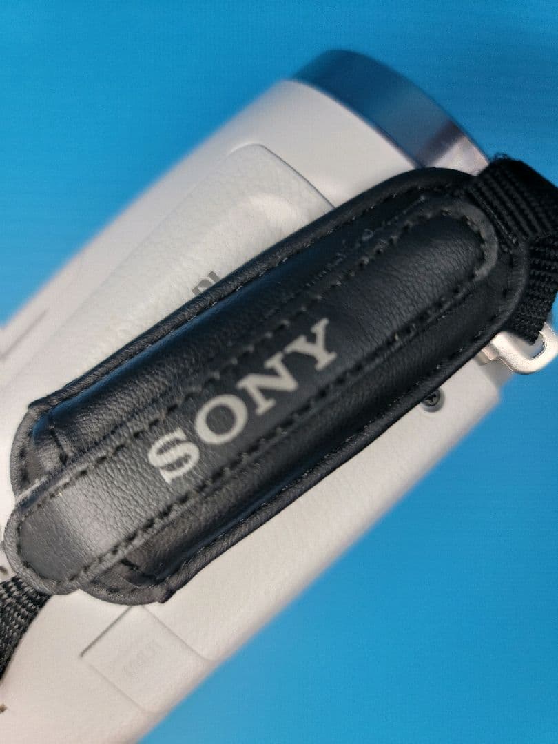 【美品】SONY HDR-CX675（W） 　“新”「空間光学手ブレ補正」