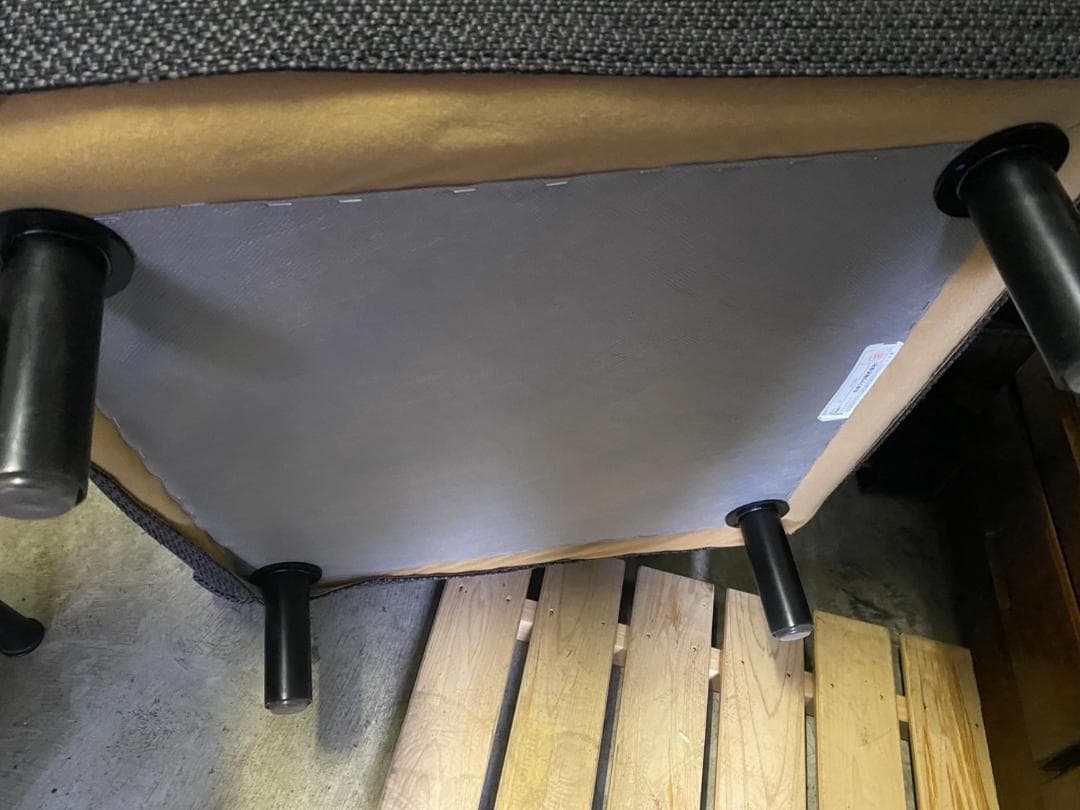 HUKLA　フクラ　ダークグレー 布製オットマン 正方形