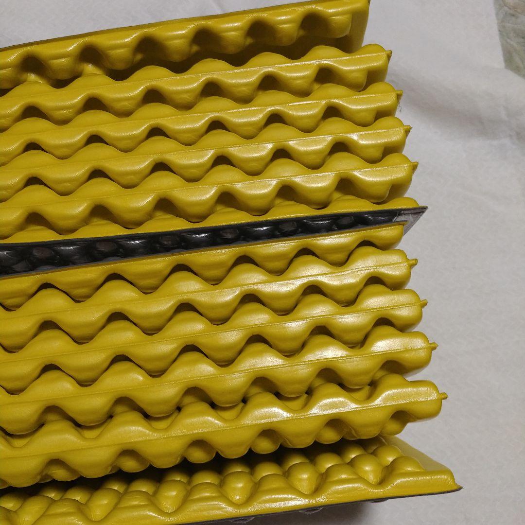 THERM-A-REST（サーマレスト）Ｚライトソル　Sショート　シルバーレモン