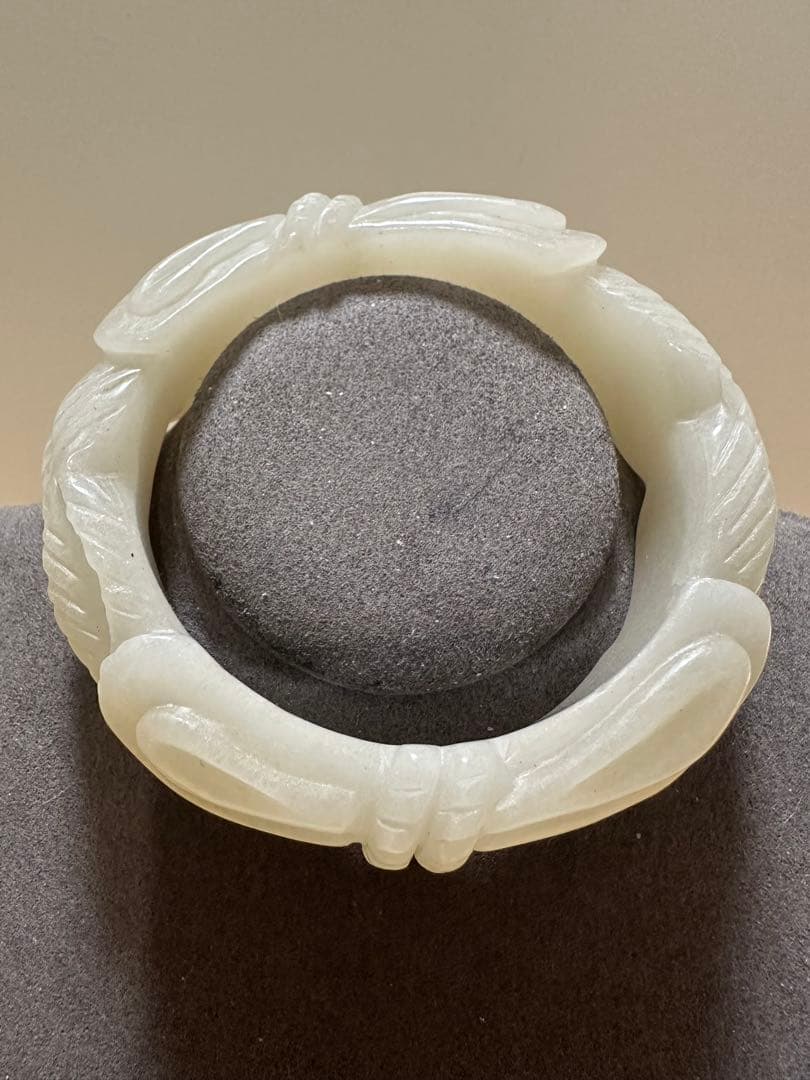 蝶々リボン　シャー太翠バングル原石