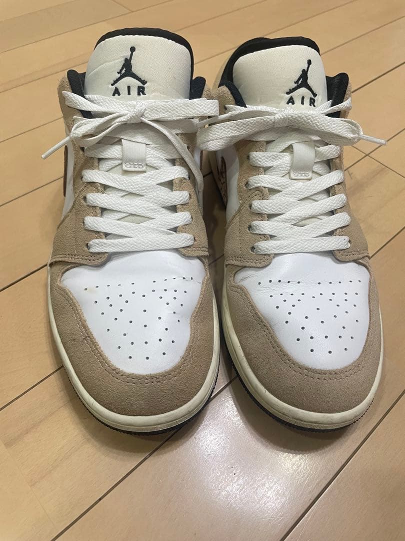 ナイキエアジョーダン　ローカット￼￼