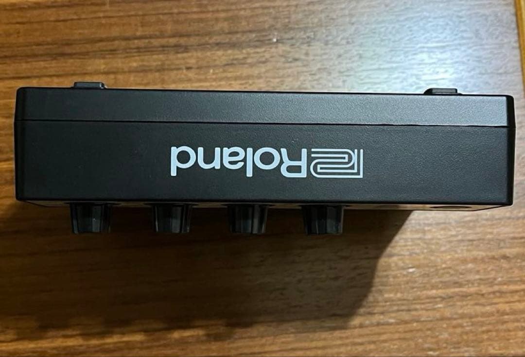 Roland ローランド　EC-10M