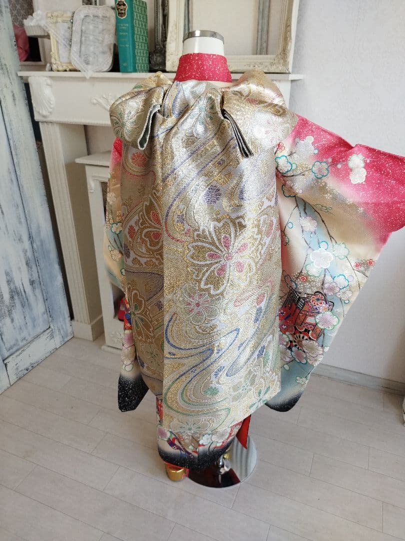 正絹☆古典調絵羽柄の着物単品