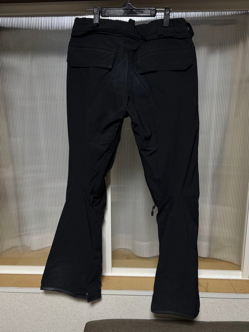 VOLCOM STRETCH GORE スノーボードパンツ Mサイズ ブラック