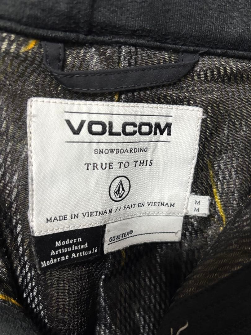 VOLCOM STRETCH GORE スノーボードパンツ Mサイズ ブラック